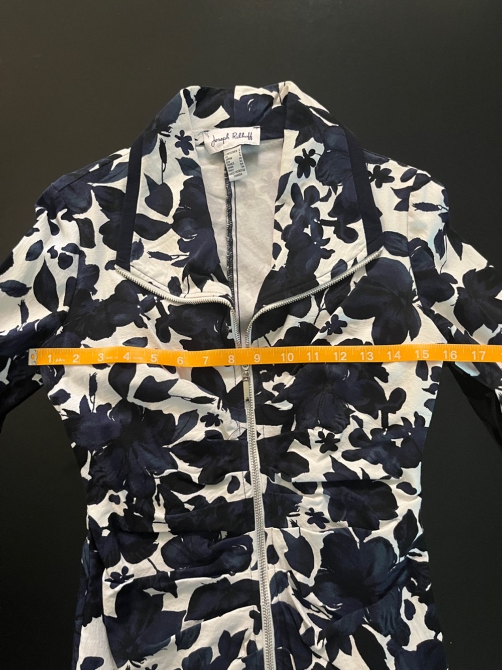 Joseph Ribkoff Navy and White Floral Blazer - Picture 10 of 11